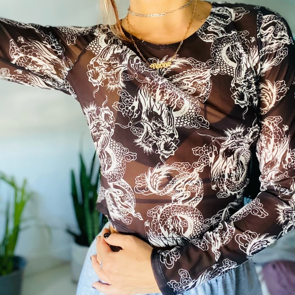 🐉CUTE ASOS TOP 🐉